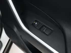 Toyota RAV4 (2020) thumbnail 41
