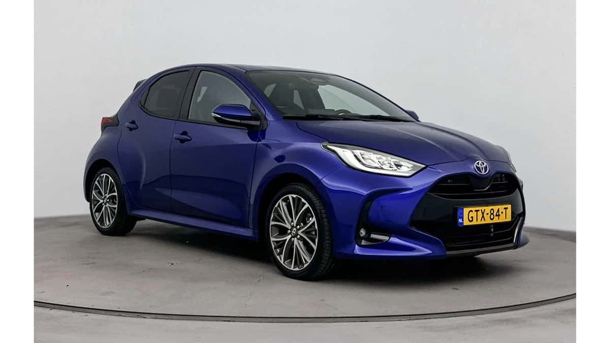 Toyota Yaris (2025) — foto 1