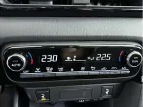 Toyota Yaris (2025) thumbnail 5