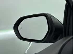 Toyota Yaris (2025) thumbnail 5