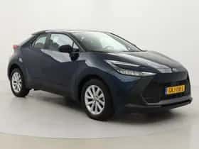 Toyota C-HR (2024) thumbnail 1
