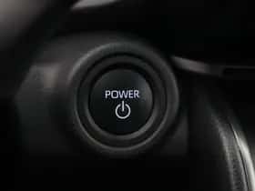 Toyota C-HR (2024) thumbnail 25