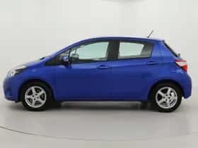 Toyota Yaris (2019) thumbnail 16