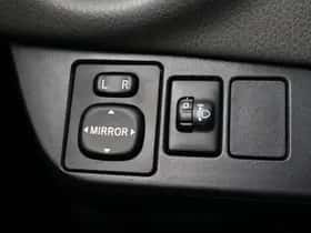 Toyota Yaris (2019) thumbnail 20