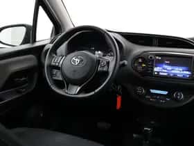 Toyota Yaris (2019) thumbnail 23