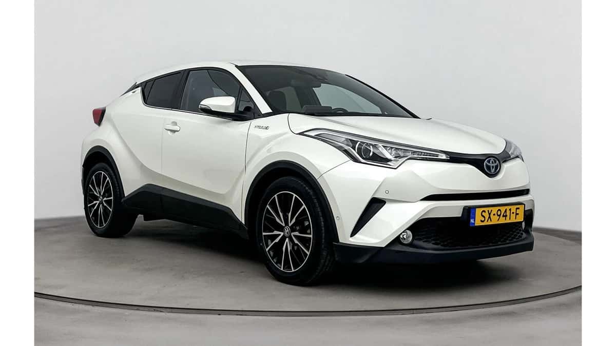Toyota C-HR (2018) — foto 1