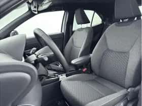 Toyota Yaris Cross (2025) thumbnail 10