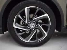Toyota C-HR (2022) thumbnail 17