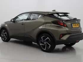 Toyota C-HR (2022) thumbnail 4