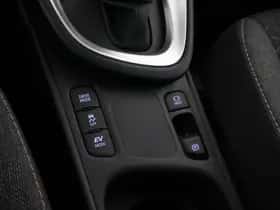 Toyota Yaris Cross (2024) thumbnail 25