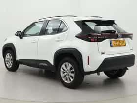 Toyota Yaris Cross (2024) thumbnail 4