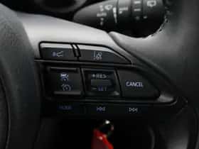 Toyota Yaris Cross (2024) thumbnail 8