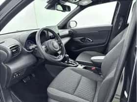 Toyota Yaris Cross (2025) thumbnail 16