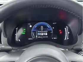 Toyota Yaris Cross (2025) thumbnail 3