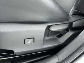 Toyota Corolla (2022) thumbnail 17
