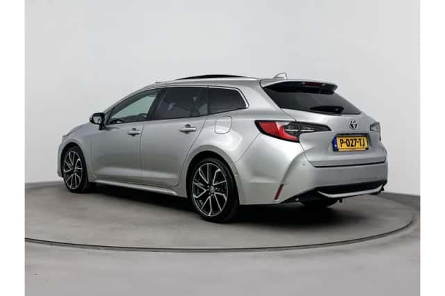 Toyota Corolla (2022) thumbnail 4