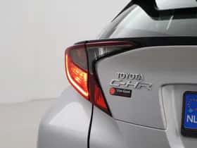 Toyota C-HR (2022) thumbnail 13