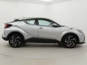 Toyota C-HR (2022) thumbnail 19