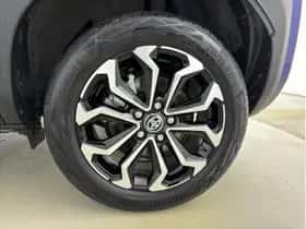 Toyota Yaris Cross (2024) thumbnail 5