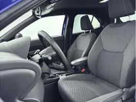 Toyota Yaris Cross (2024) thumbnail 10