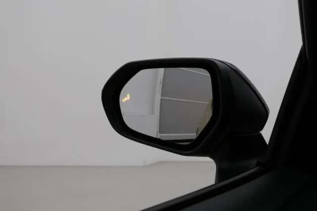Toyota Yaris Cross (2023) thumbnail 5