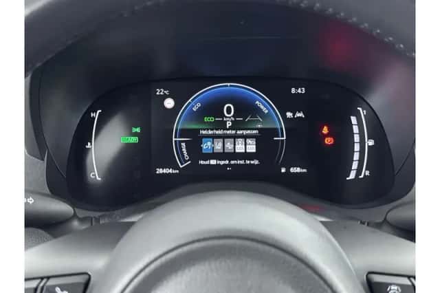 Toyota Yaris Cross (2025) thumbnail 3