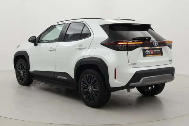Toyota Yaris Cross (2024) thumbnail 4