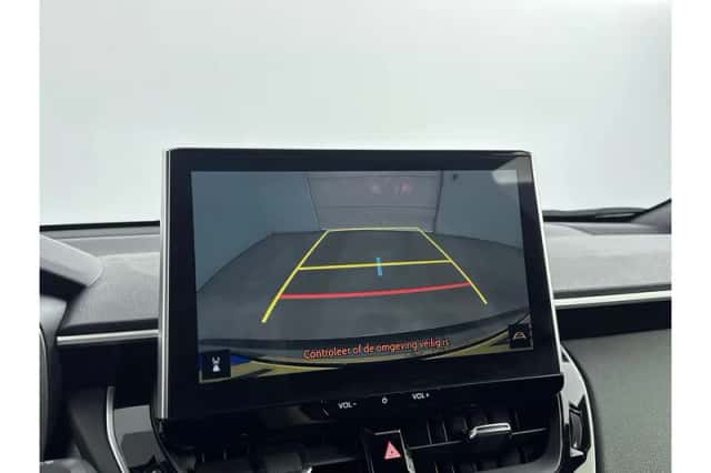 Toyota Corolla Cross (2025) thumbnail 6