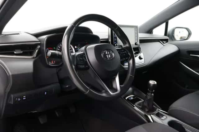 Toyota Corolla (2020) thumbnail 2