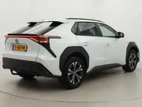 Toyota bZ4X (2023) thumbnail 35