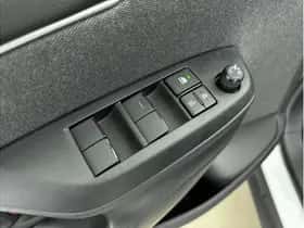 Toyota Yaris Cross (2021) thumbnail 13