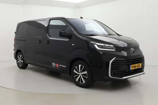 Toyota Proace (2024) thumbnail 1