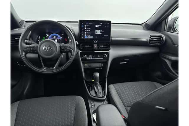 Toyota Yaris Cross (2025) thumbnail 2