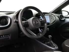 Toyota Aygo X (2024) thumbnail 3