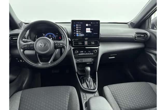 Toyota Yaris Cross (2025) thumbnail 2