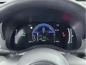 Toyota Yaris Cross (2025) thumbnail 3
