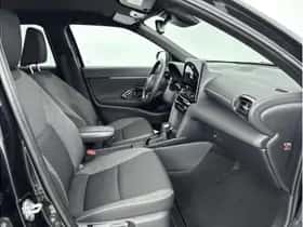Toyota Yaris Cross (2025) thumbnail 24