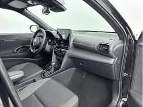 Toyota Yaris Cross (2025) thumbnail 25
