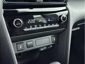 Toyota Yaris Cross (2025) thumbnail 6