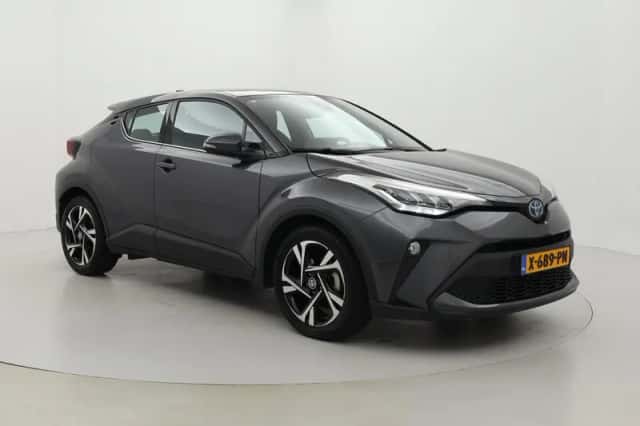 Toyota C-HR (2023) thumbnail 1