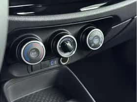Toyota Aygo X (2024) thumbnail 8
