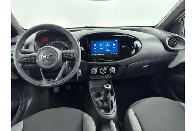 Toyota Aygo X (2024) thumbnail 2
