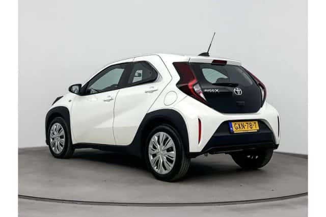 Toyota Aygo X (2024) thumbnail 4