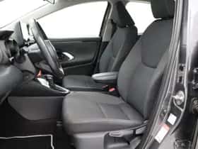 Toyota Yaris (2021) thumbnail 19