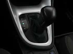 Toyota Yaris (2021) thumbnail 24