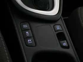 Toyota Yaris (2021) thumbnail 25