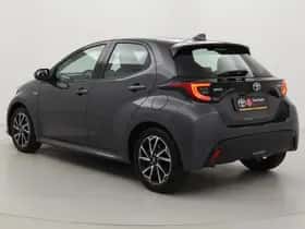 Toyota Yaris (2021) thumbnail 4