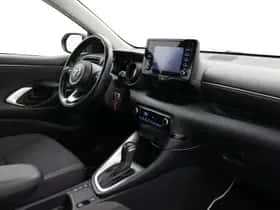 Toyota Yaris (2021) thumbnail 32
