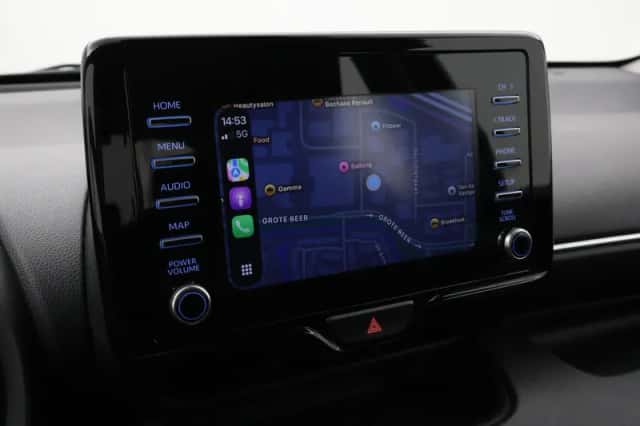 Toyota Yaris (2021) thumbnail 6