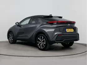 Toyota C-HR (2024) thumbnail 4